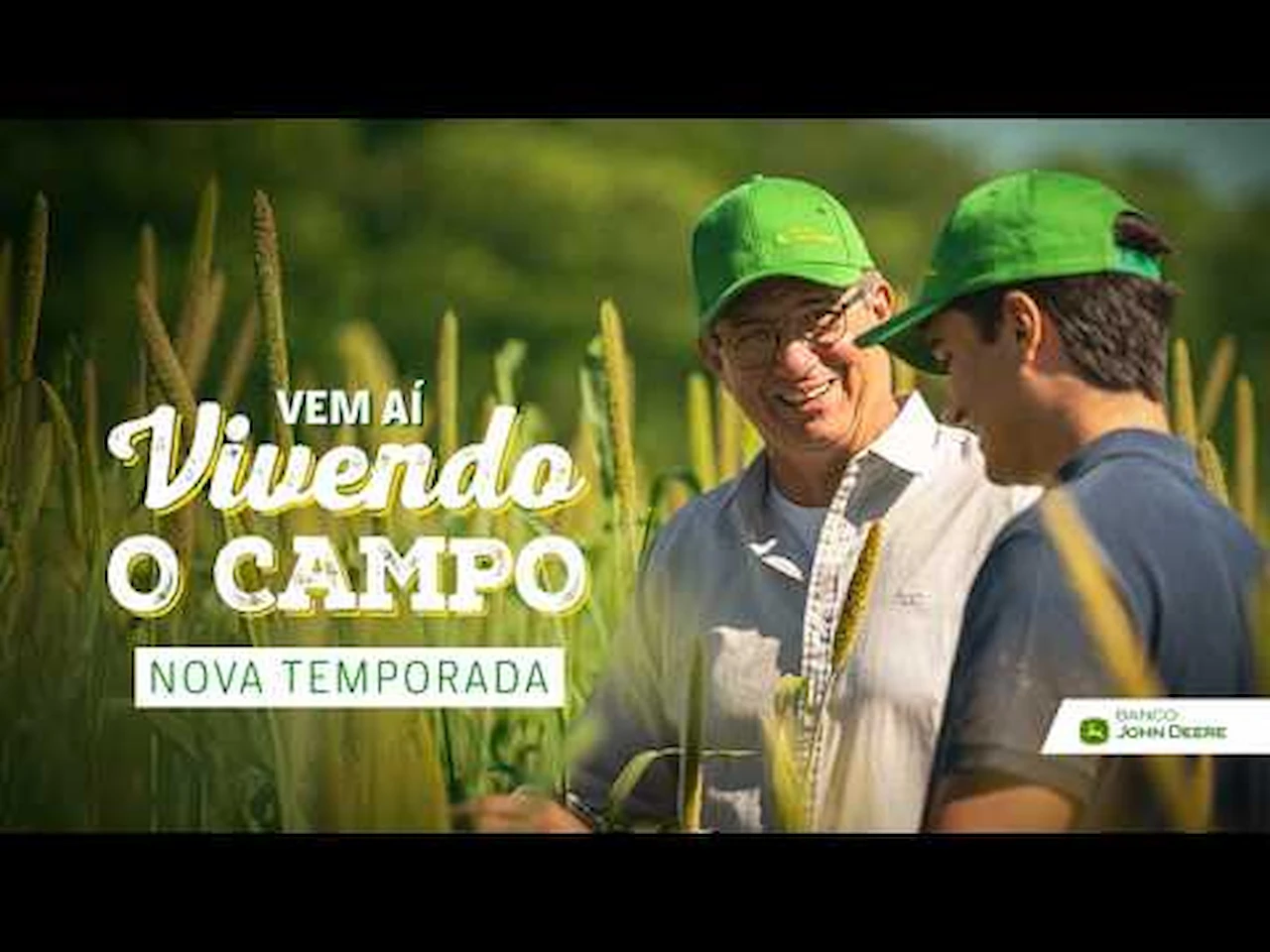 dois homens no campo e a abertura da websérie vivendo o campo com histórias sobre crescimento no agronegócio